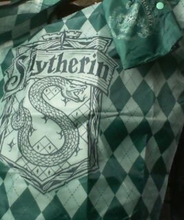 61014 - HP - Green Slitherin Shopping Bag