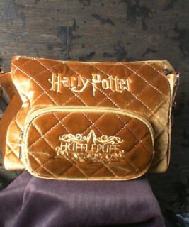 61015 - HP - Brown Hufflepuff Purse
