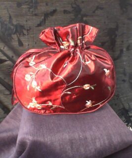 66065 - Red Satin Handbag