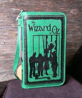 66074 - Wizard of Oz Wallet