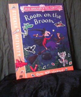 71013 - Sticker - Room on Broom
