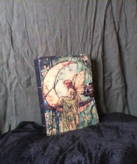 78018 - Green Fairy Leather Journal