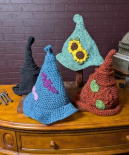 90100 - Laurie Loops - sisterhood witch hat