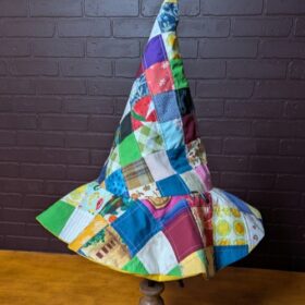 90103 - Laurie Loops - sisterhood scrap witch hat