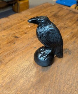 90406 - IvyCat - obsidian crow large
