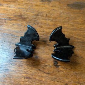 90416 - IvyCat - obsidian bats