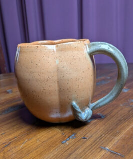 90706 - Jillian S ceramics - orange pumpkin mug