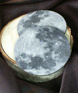 66085 - Moon Coasters