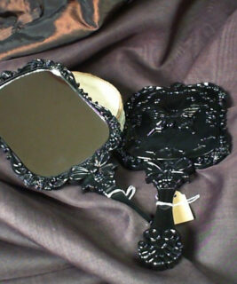 68009 - Black Hand Mirror