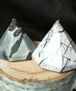 90484 - IvyCat - Picture Jasper Diamonds