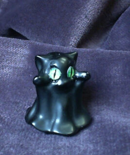 91813 - IvyCat - Black Obsidian Ghost Kitty