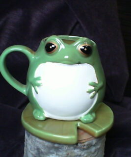 82021 - Ceramic Frog Mug