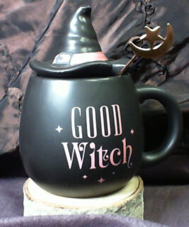 82018 - Good Witch Mugs
