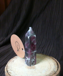 91855 - IvyCat - Pink Tourmaline Tower