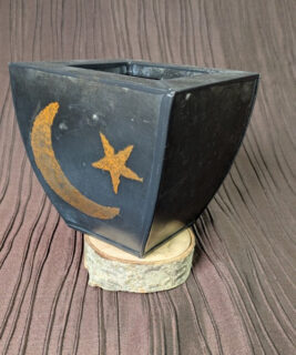 92405 - Boho upcycles - Sq Black Planter