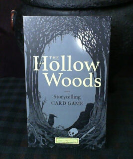 71135 - Hollow Woods Card Game