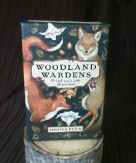90682 - Gumball Goods - Woodland Wardens Oracle Deck