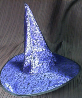 90733 - Gumball Goods - Purple Witch Hat