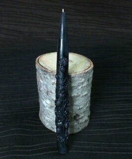 44250 - Wildflower Beeswax Candle - Black