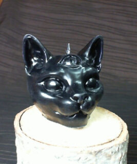 44252 - Mystic Cat Beeswax Candle