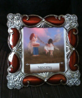 92444 - Boho upcycles - Small Frame w Mending Image