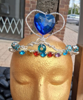90909 - Signe Knutson - Blue Heart Crown