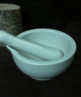 92476 - Boho upcycles - White Morter and Pestle