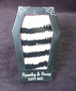 66150 - Socks in Coffin Gift Box