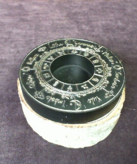 66156 - Wheel of the Year Tealight Holder