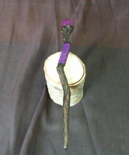 66178 - Wand Purple Magic