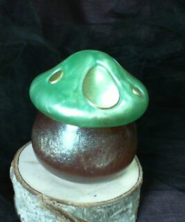 93311 - Aimee Fehr Resin - Mushy Stash Container
