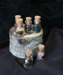 66185 - Gemstone Nugget Flask